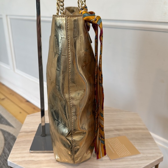 Michael Kors Bag Jet Set Metallic Gold Tote - Picture 7 of 17